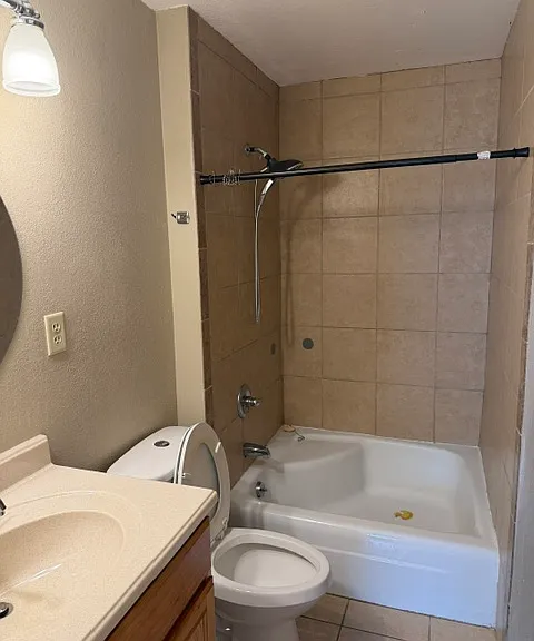 319 Bocage Dr — Photo 19