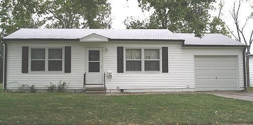 1st image of 7325 S 69th St