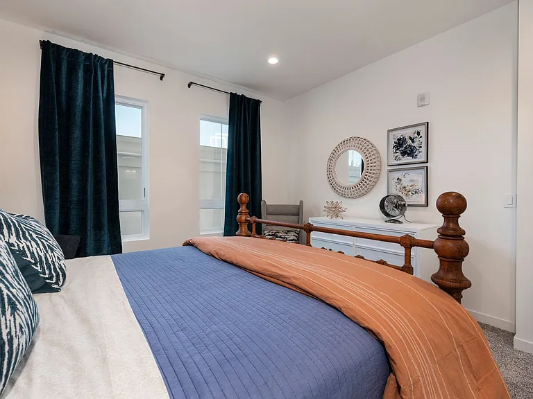 Mission View Residences — Photo 30