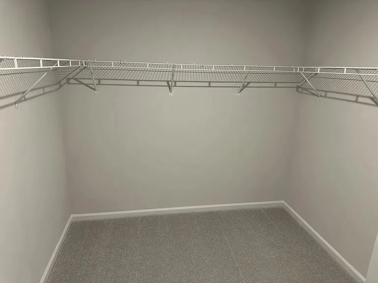 2232 Kasota Ln — Photo 17