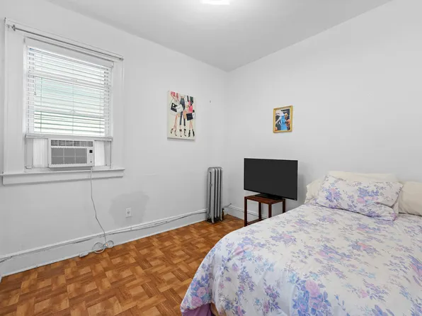 26-33 94th Street image 3 of 20