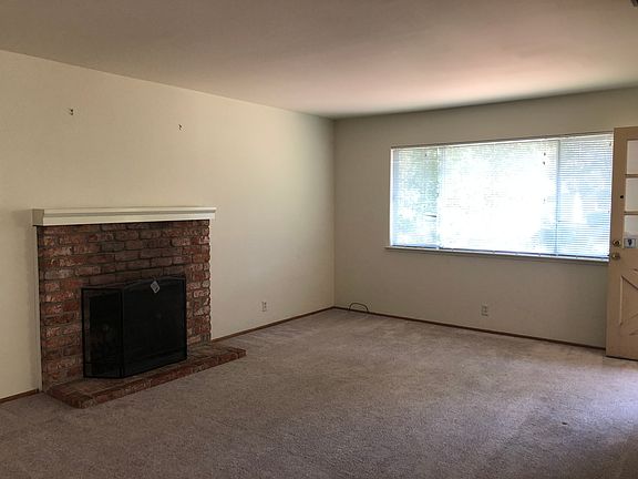 3rd image of 343 Penn Way