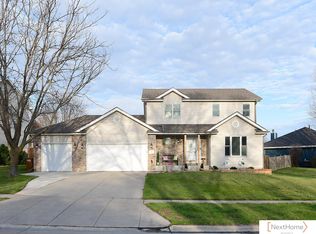 7201 Canyon Rd, Lincoln, NE 68516