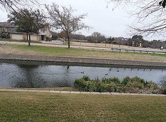 5th image of 14800 Enterprise Dr APT 15B