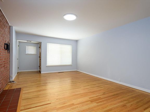 4th image of 4920 Kenson Dr