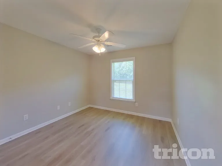 707 Patriot Ln — Photo 11