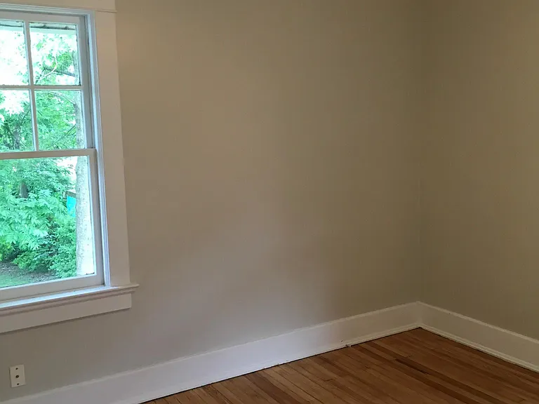 215 Hillcrest Ave #2 — Photo 12