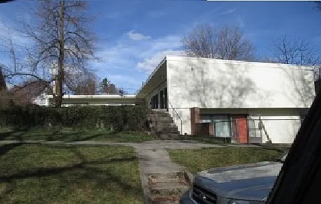 430 NE Oak St #6 — Photo 2
