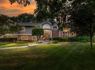 1625 Legion Dr, Elm Grove, WI 53122