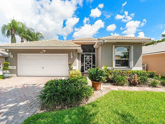 2nd image of 5536 Grande Palm Circle