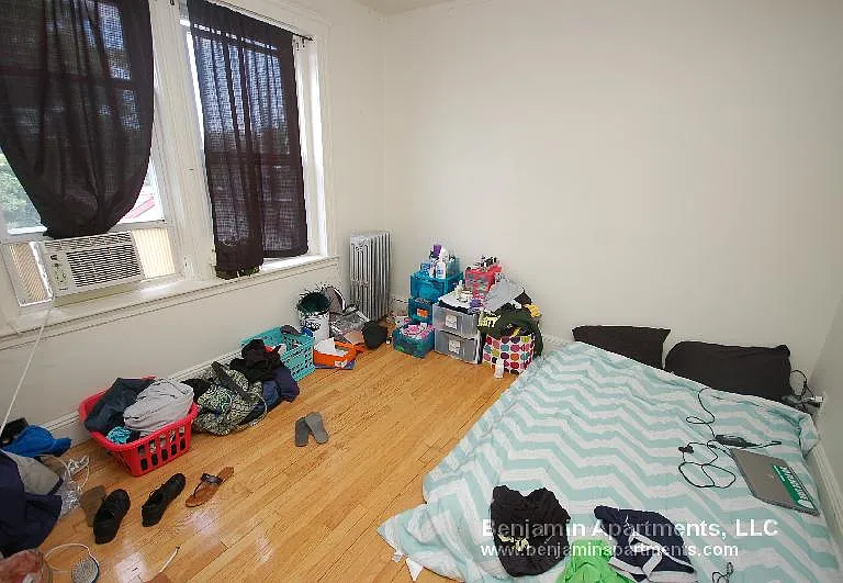127 Sutherland Rd #F — Photo 9