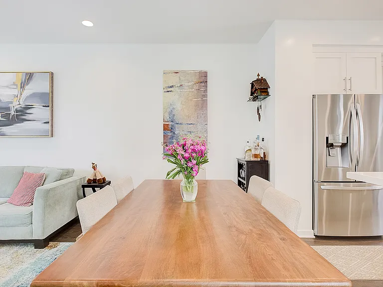 749 Talbot Ln — Photo 15