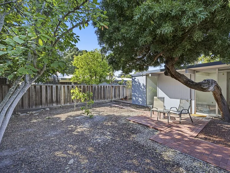 188 Ferne Ct — Photo 21