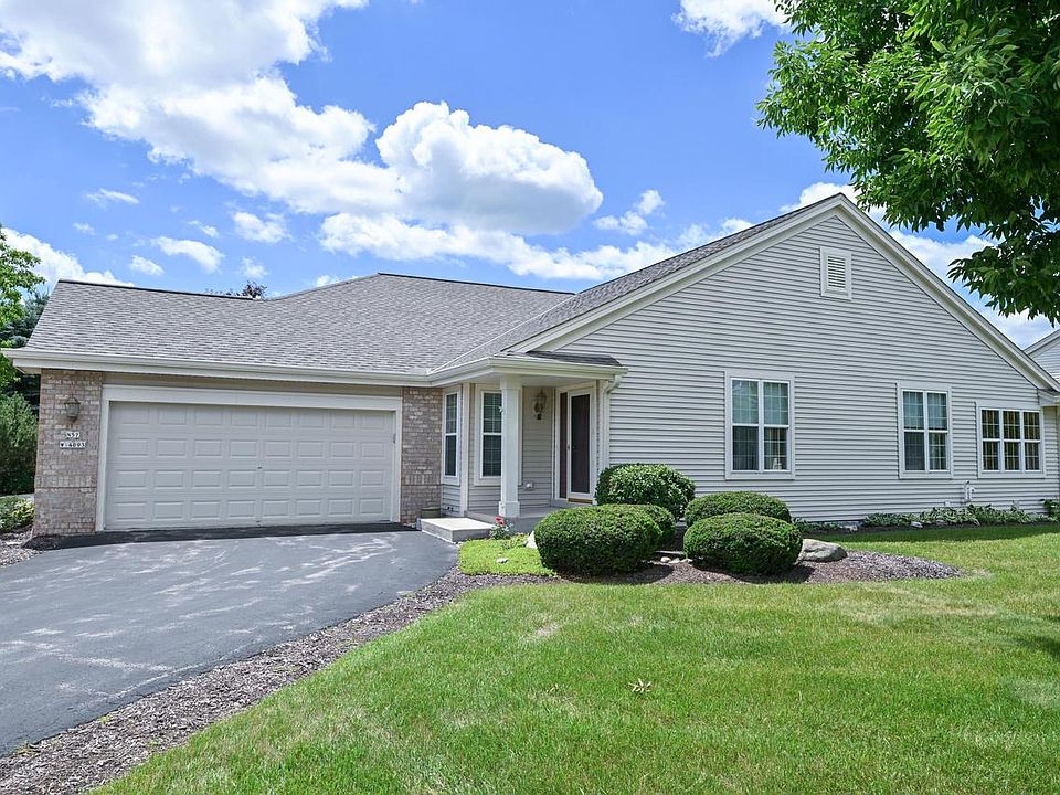 1st image of N57W24093 N Sycamore CIRCLE