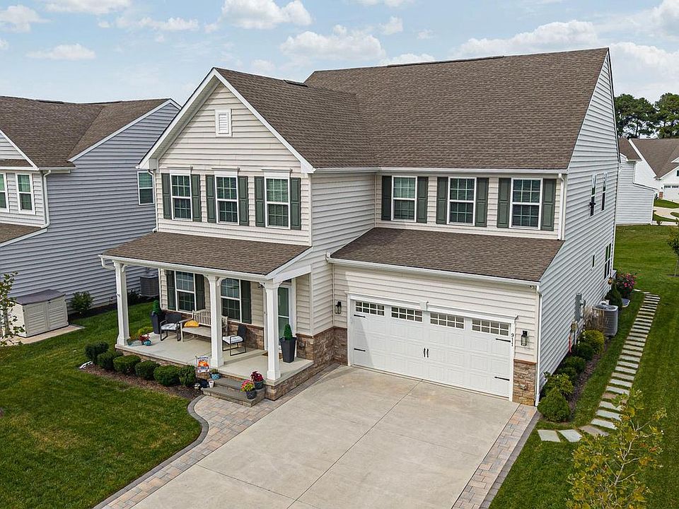 1st image of 911 Cadman Dr