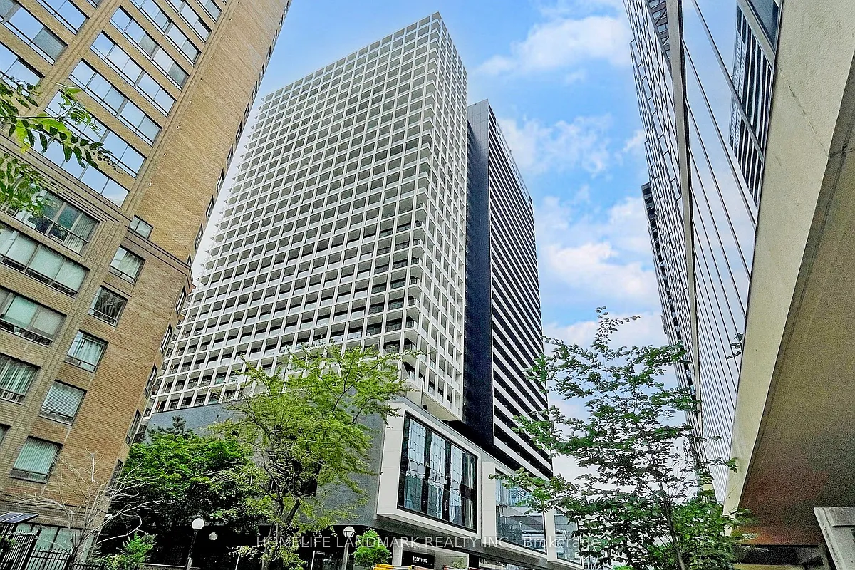 Photo 2 of 50 - 20 Edward St #616 - Toronto, ON Building Photo - 20 Edward St #616