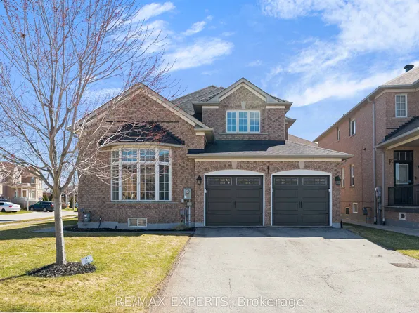 52 Goreridge Cres, Brampton, ON L6P 1P1