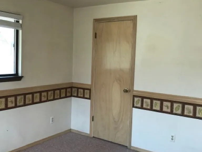 787 Meadows Dr #2 — Photo 8