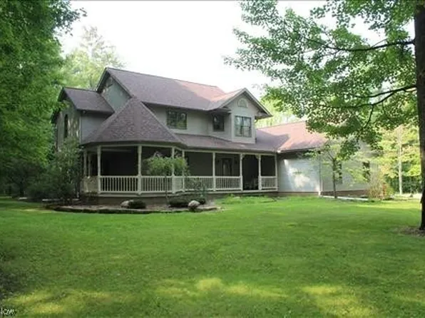 3340 Everett Hull Rd, Cortland, OH 44410