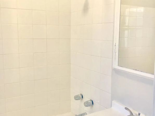 802 Hilldale Ave APT 2