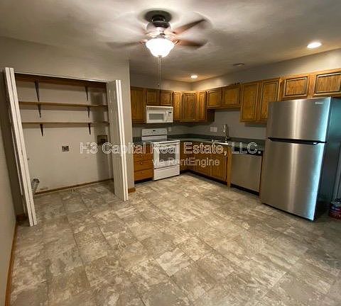 5th image of 2 Innsbruck Ln