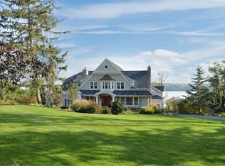 101 Todd Dr, Sands Pt, NY 11050