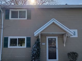 4731 Tuscarora Rd, Niagara Falls, NY 14304