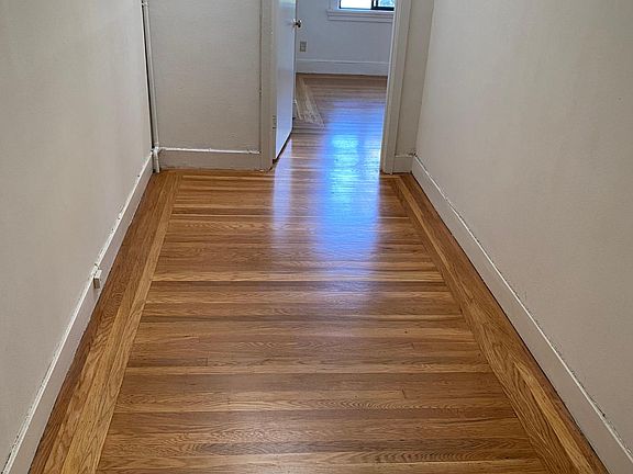3rd image of 825 Divisadero St APT 1