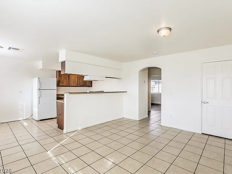 3127 N Walnut Rd #A — Photo 9