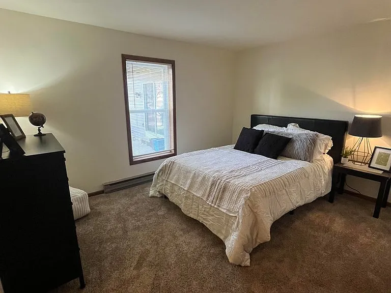 High Point Commons Apartments — Photo 99