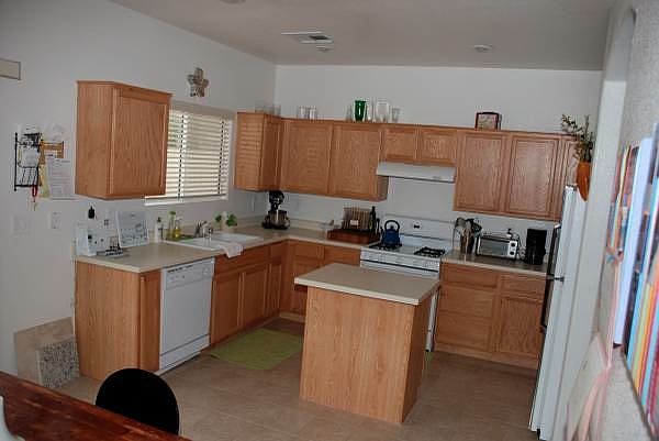 1st image of 870 Shining Rose Pl
