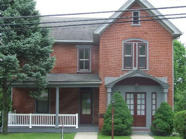 144 E Evergreen St, West Grove, PA 19390