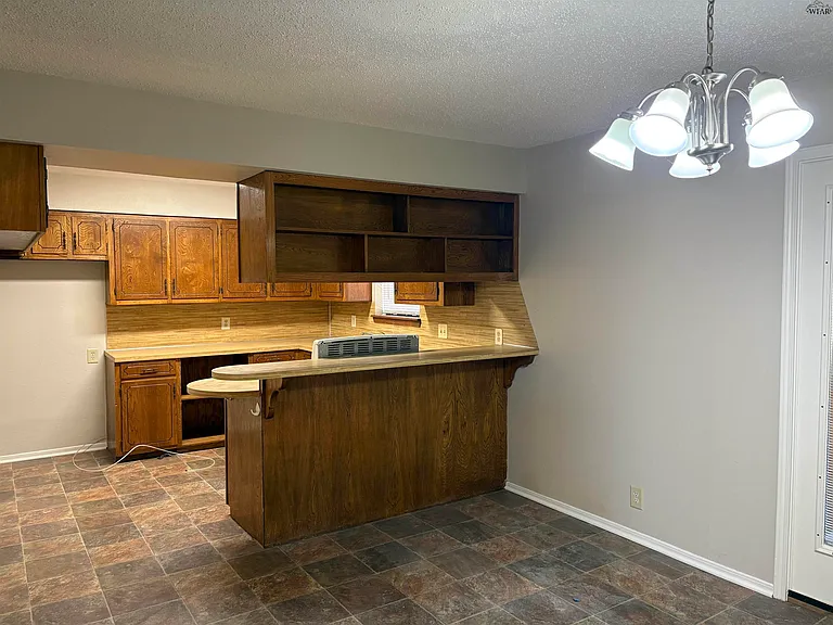 3902 Parker Blvd — Photo 5