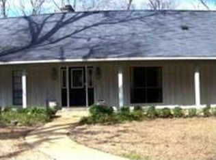 201 Hood Dr, Clinton, MS 39056