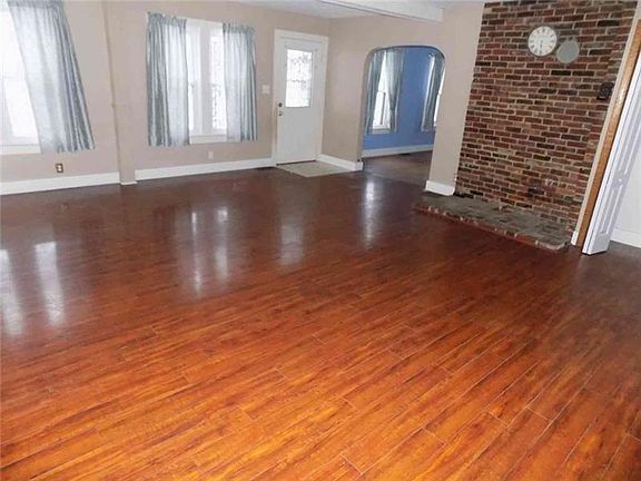 3rd image of 335 Highland Ave