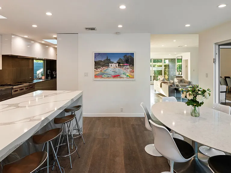 602 N Whittier Dr — Photo 13