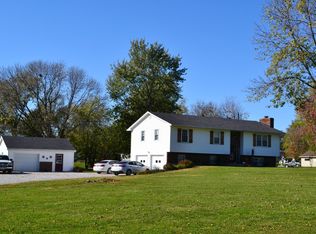 1201 Russhaven Dr, Moberly, MO 65270
