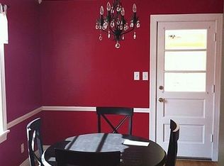 814 Perryman Rd, Woodlawn Park, KY 40207