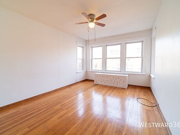 3rd image of 3555 W Sunnyside Ave APT 3