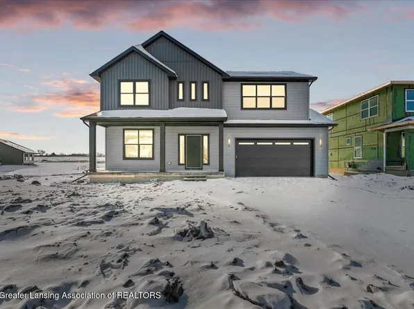 15292 Sherwood Ln, Lansing, MI 48906