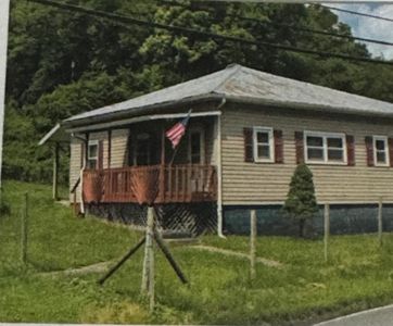 6797 Okey L Patteson Rd, Scarbro, WV, 25917