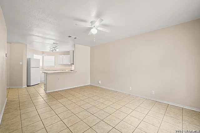 9642 Sekula Dr — Photo 3