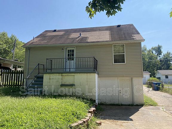 4th image of 7501 Rowles Ave