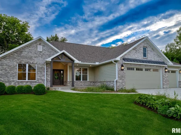 3018 W Pilgrims Way, Peoria, IL 61615