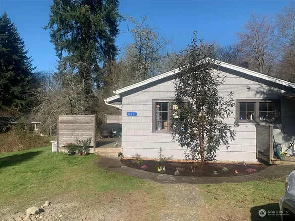 9026 SW 157th Place, Vashon, WA 98070