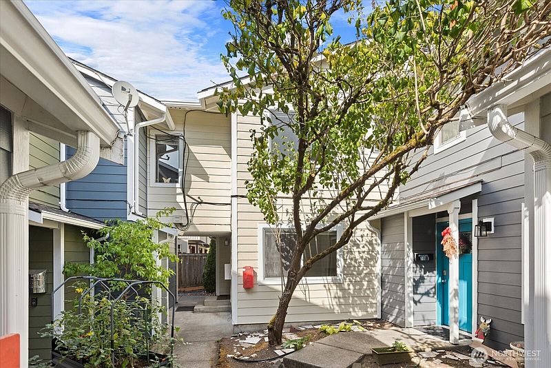 2nd image of 116 17th Avenue #D