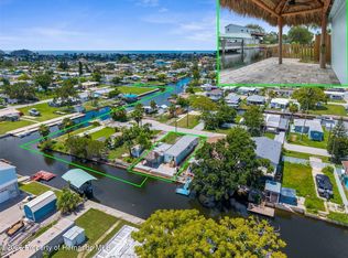 6738 Osprey Ln, Hudson, FL 34667