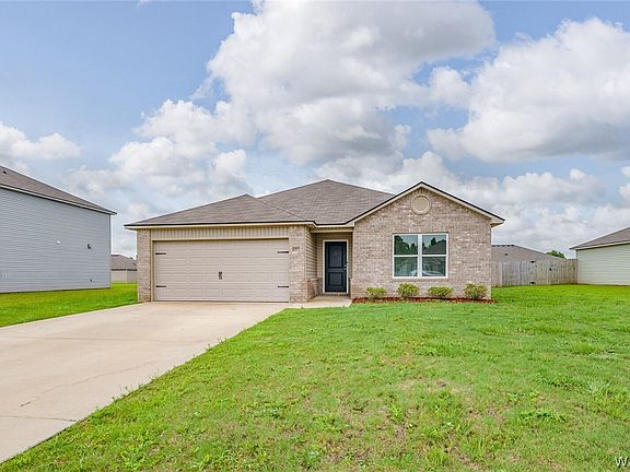 3rd image of 2597 Allanna Ln