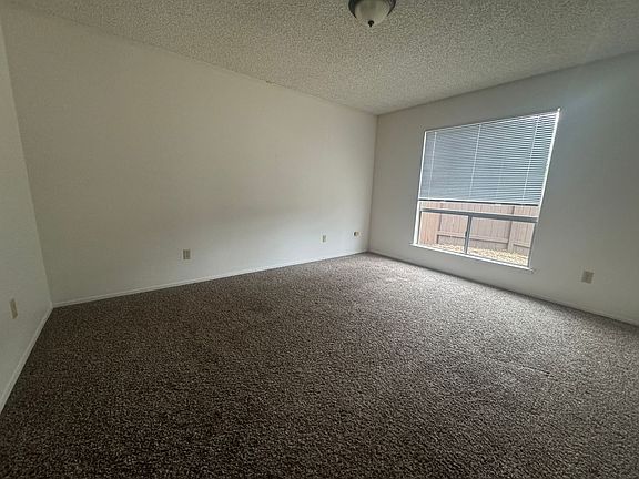 5th image of 7560 Sombrilla Ave APT B
