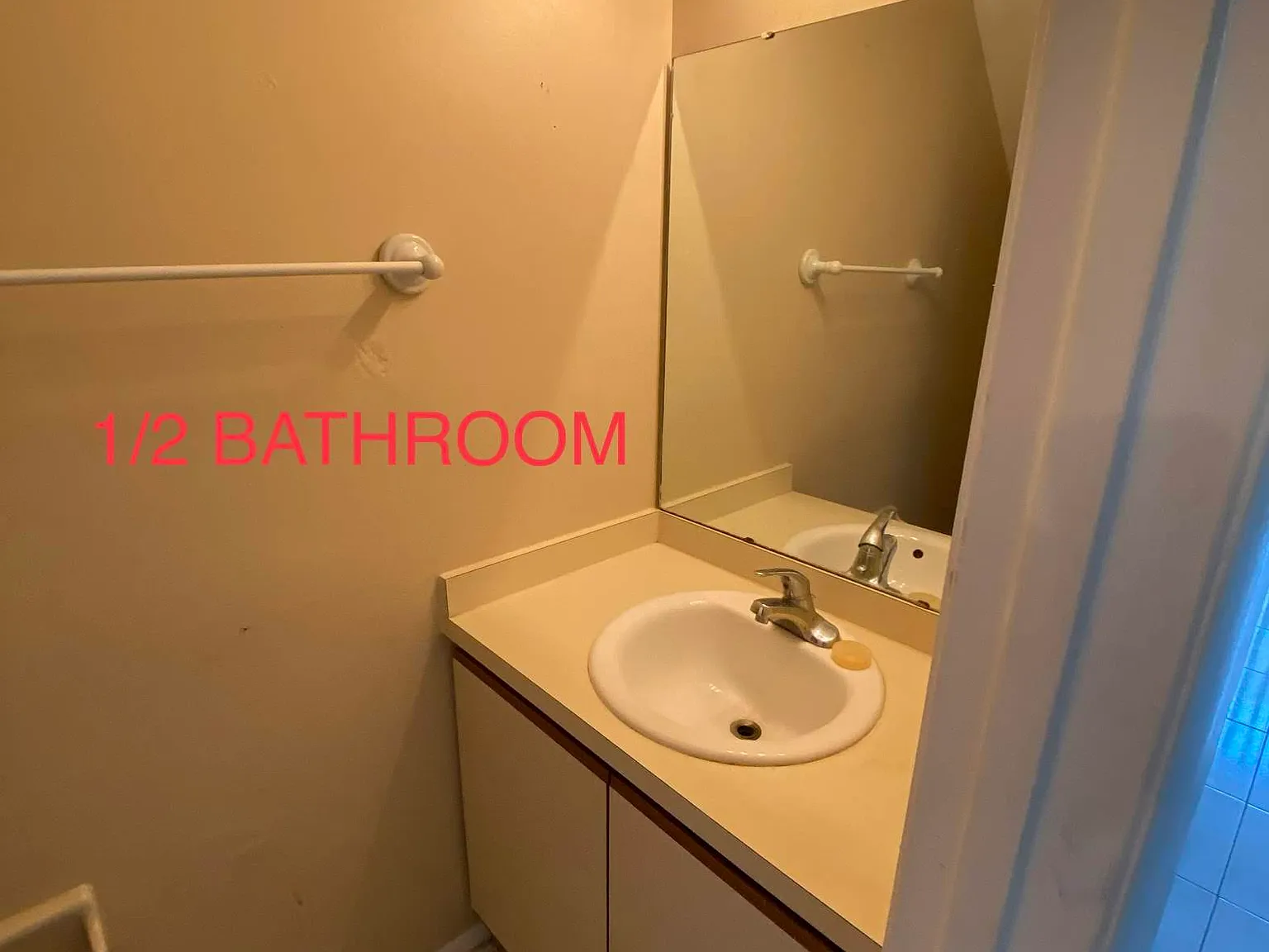 204 Majors Ln — Photo 4